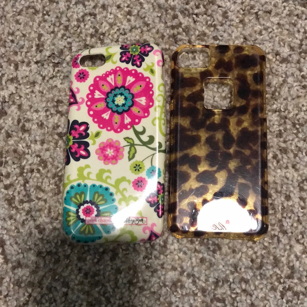 2 Phone cases
